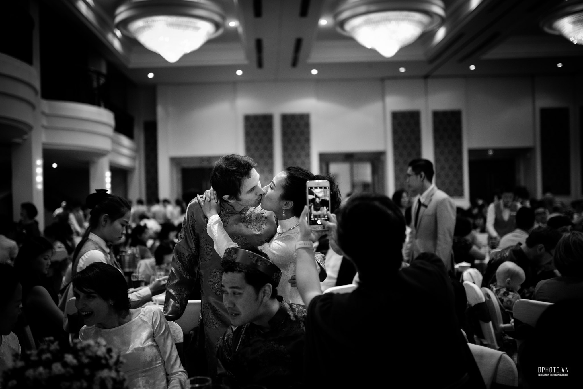 traditional_vietnamese_wedding_photojournalism_saigon_206